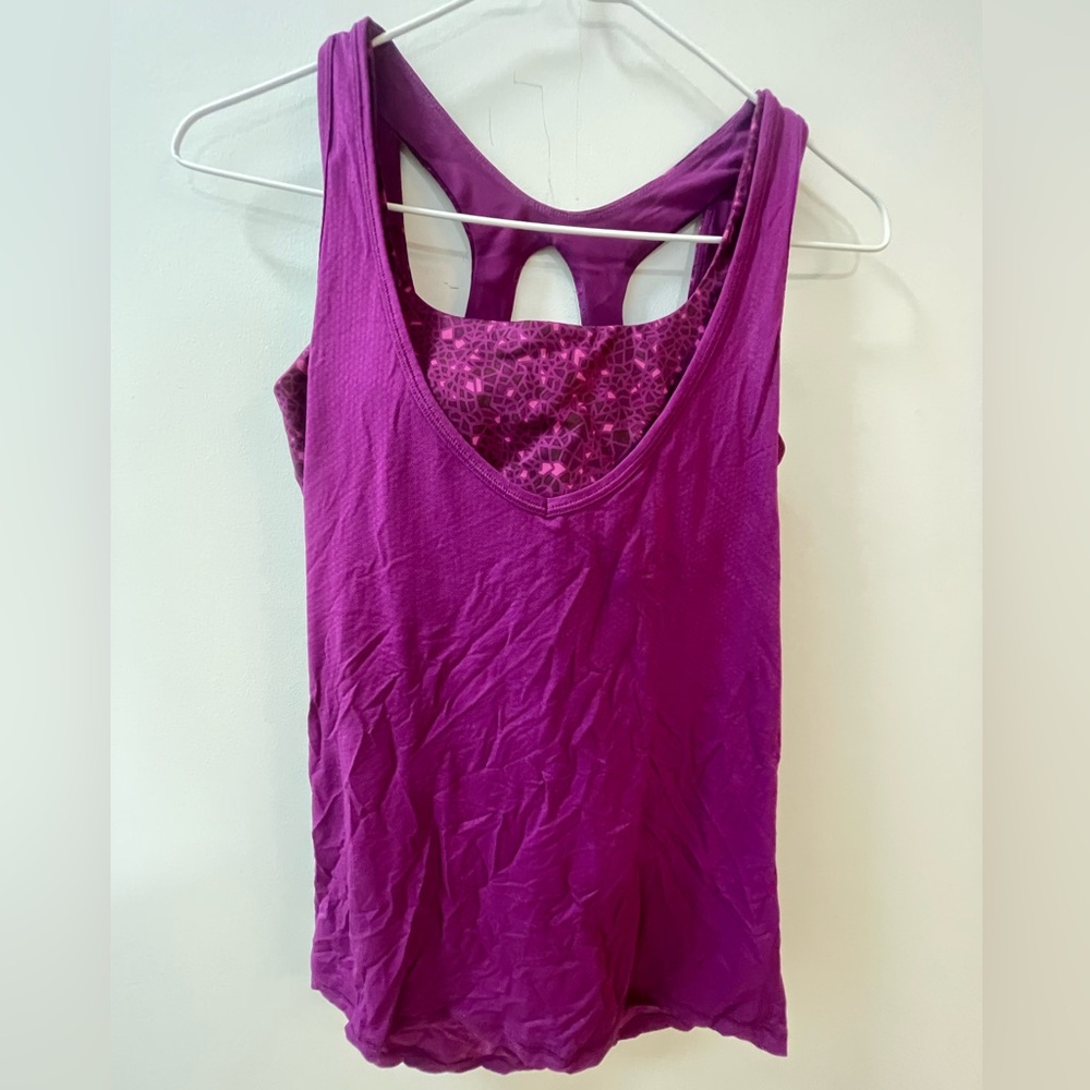 Lululemon top